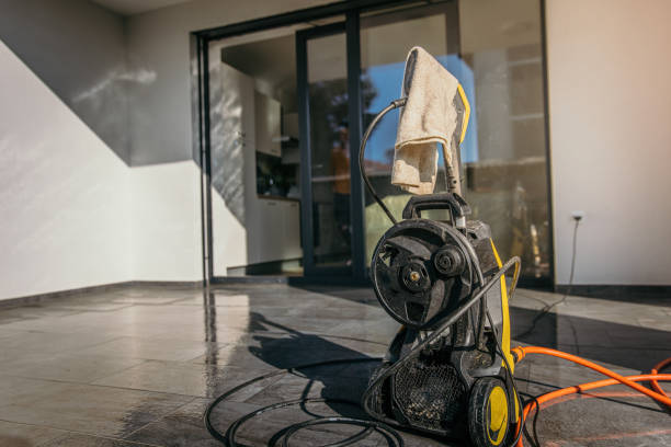 Best Factory Floor Cleaning  in Moon Lake, FL